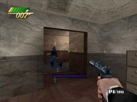 une photo d'Ã©cran de 007 Le Monde Ne Suffit Pas sur Sony Playstation